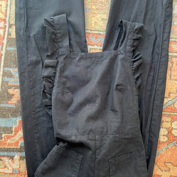 Lykke Wullf Cropped Black Overalls - Picture 3 of 8